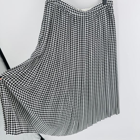 J.Crew Factory Houndstooth Pleated Midi Skirt NWT Size 4 Black White Classic - Picture 8 of 8